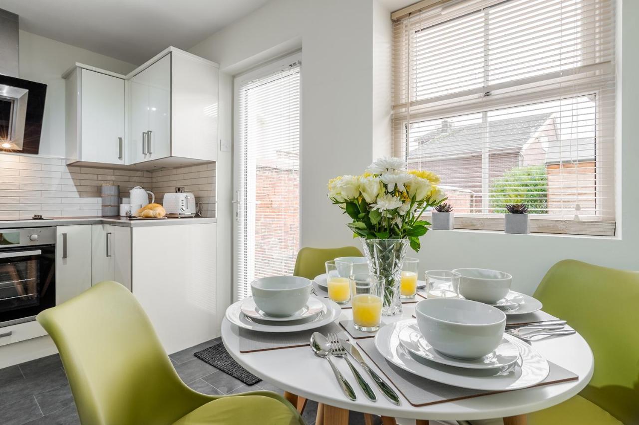 Wrea Cottage, 2 Bedrooms Wifi & Parking Near Ribby Hall Wrea Green Εξωτερικό φωτογραφία